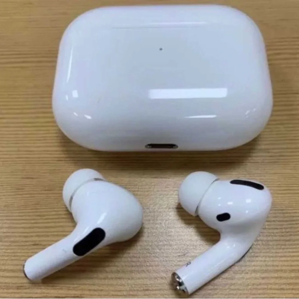 Apple compact ear